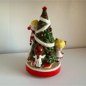 Vintage 1971 Joan Walsh Anglund JINGLE BELLS Musical Christmas Tree